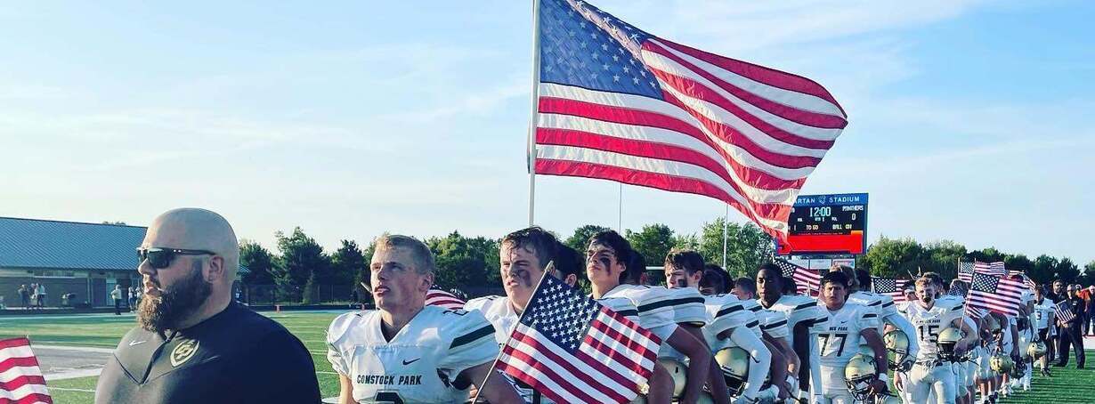 Comstock and Schoolcraft prepare to face each other in season opener 